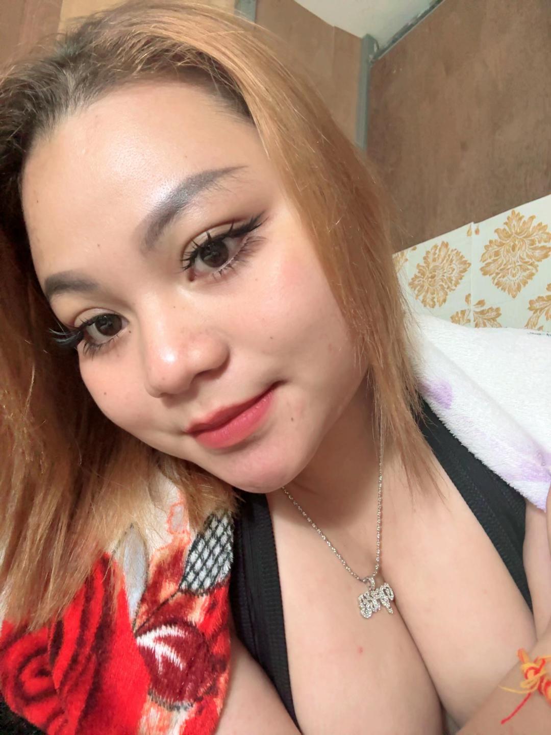 @អ្នកម៉ាក់កូនមួយ ྀི