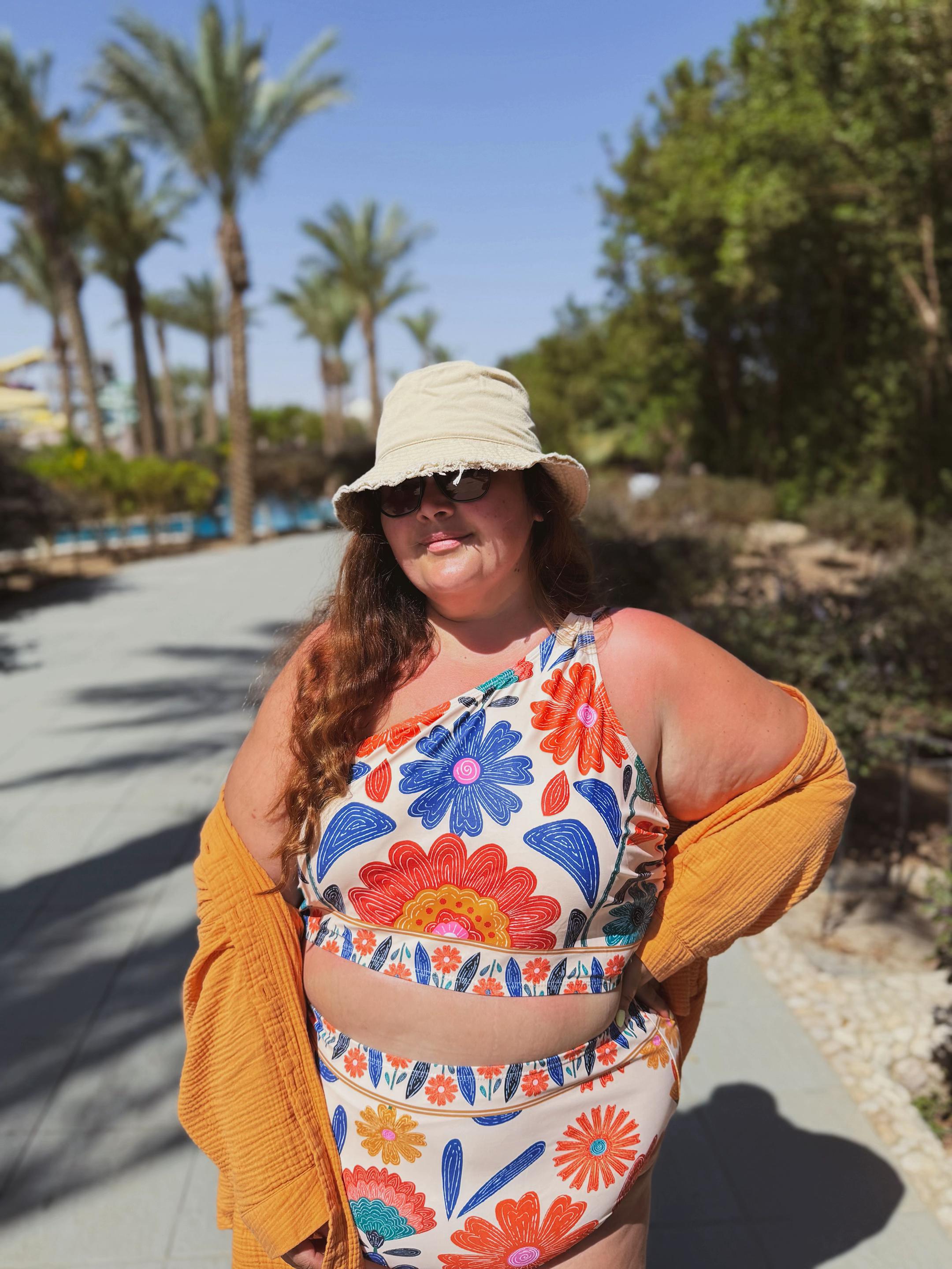 @JAGODA | plussize | lifestyle