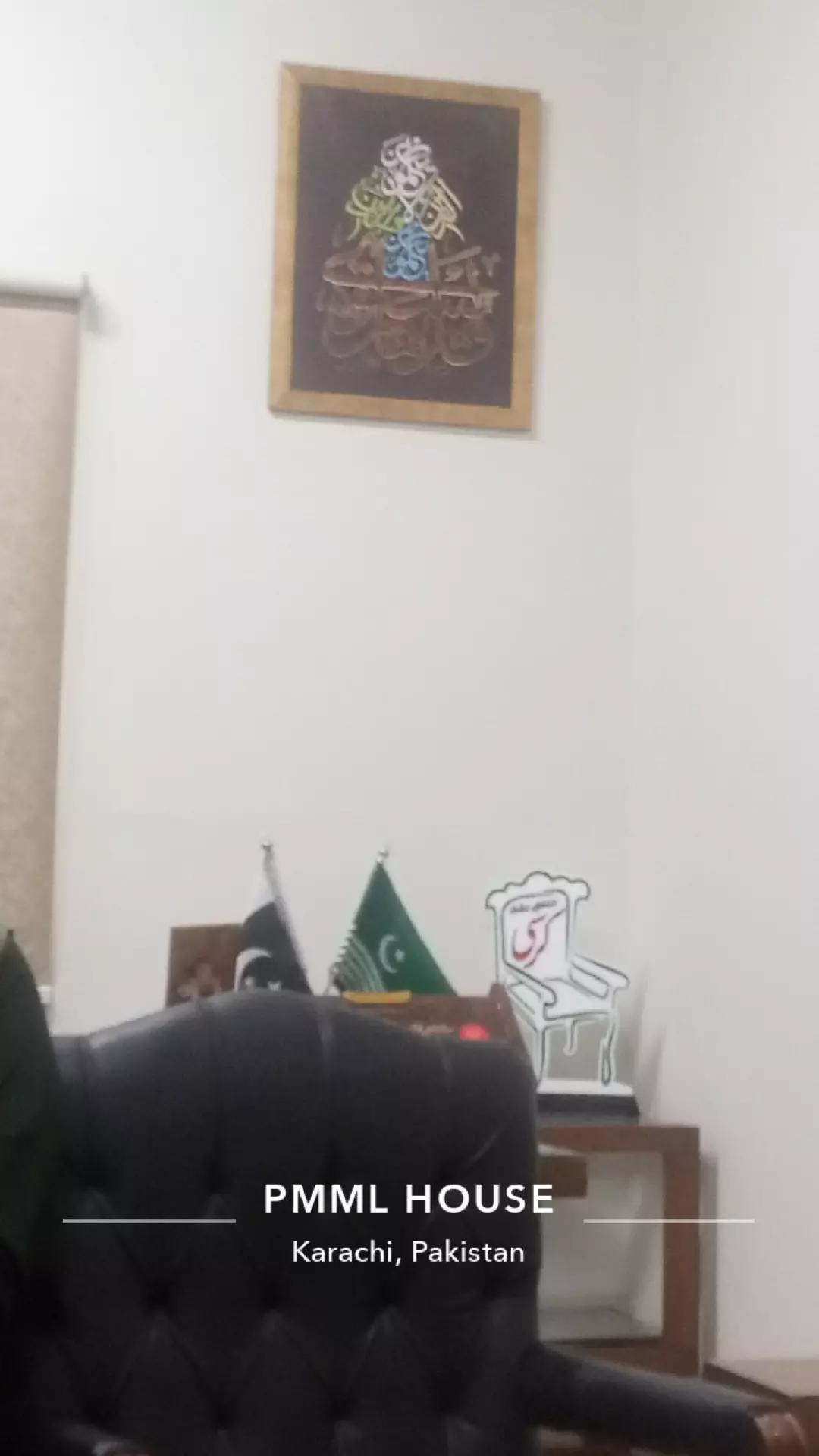 @Daniyal💸🕊️🖤