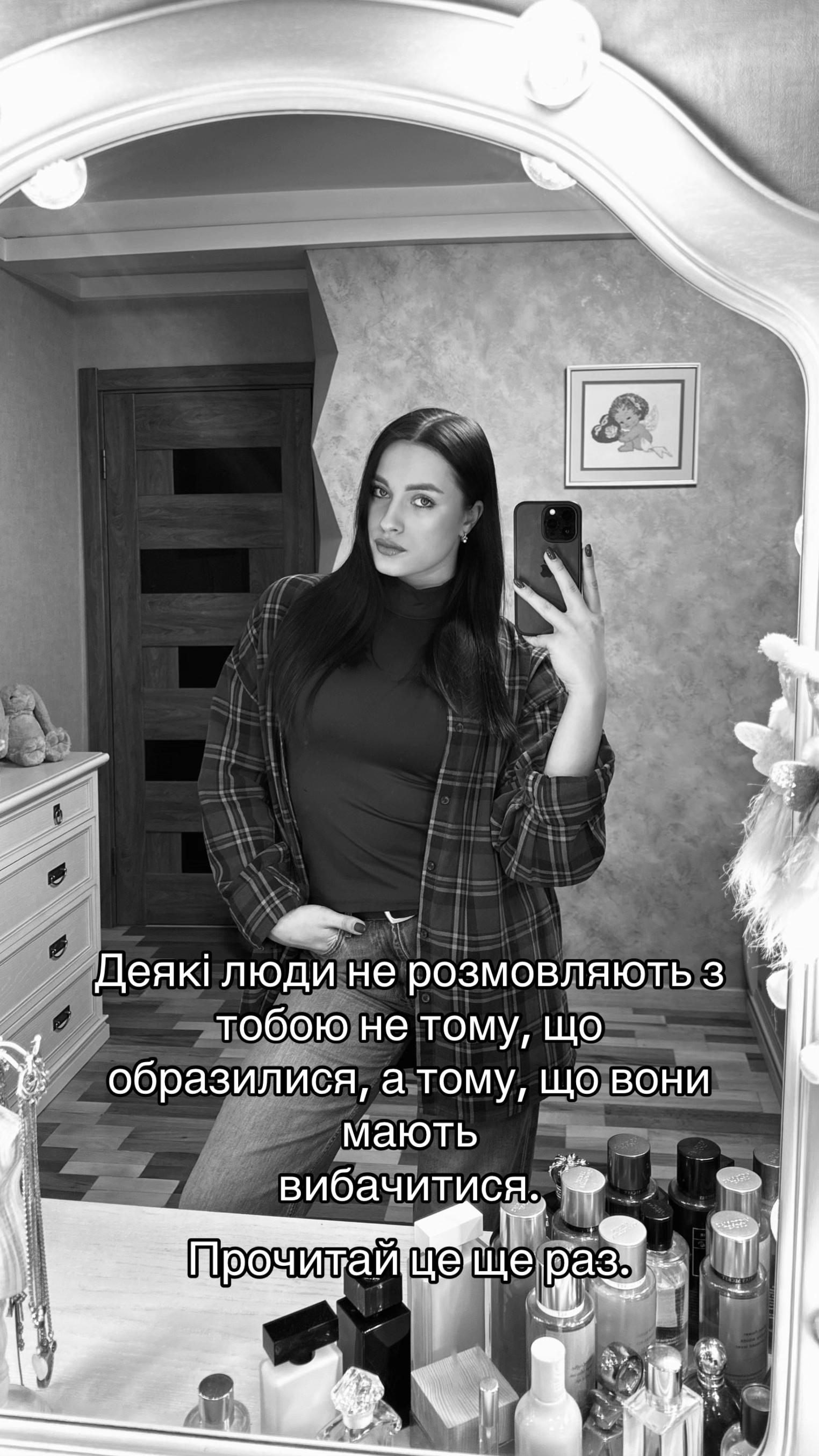 @Elizabeth 🖤
