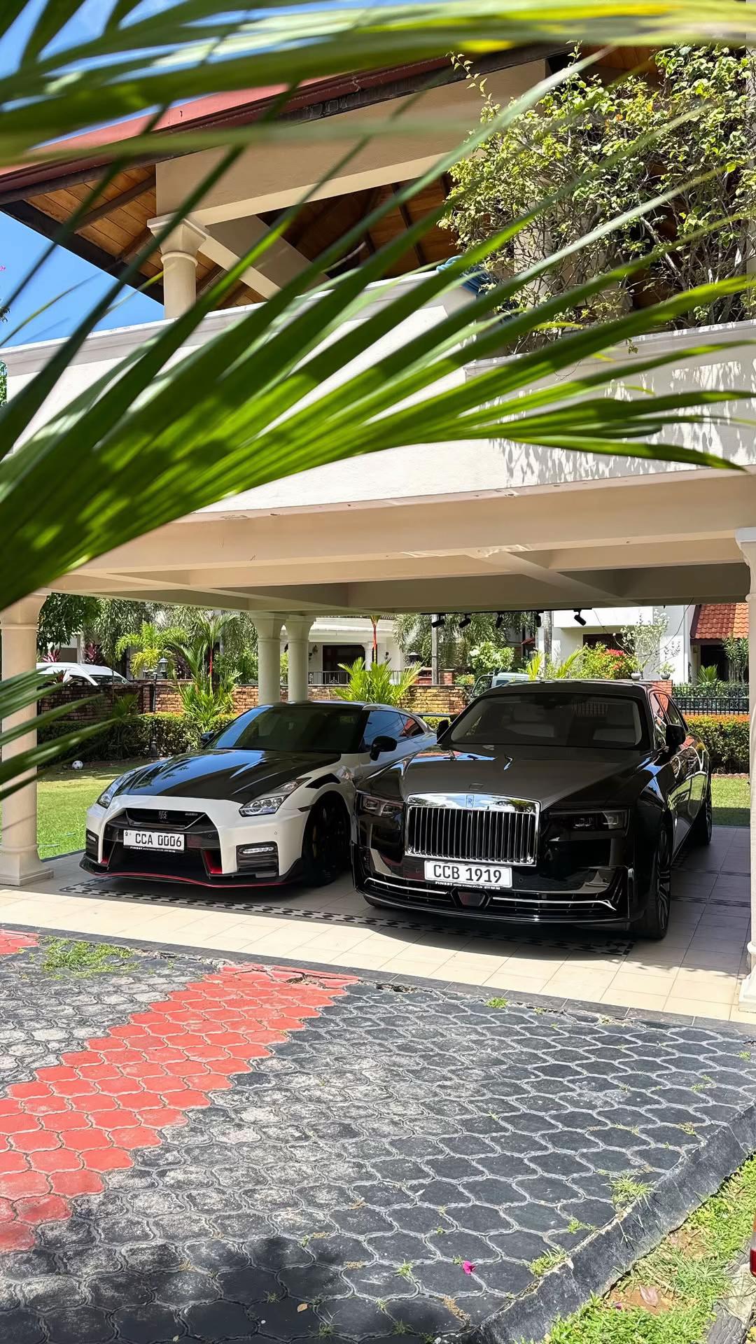 @MR.CAR'S_AUTO93TM