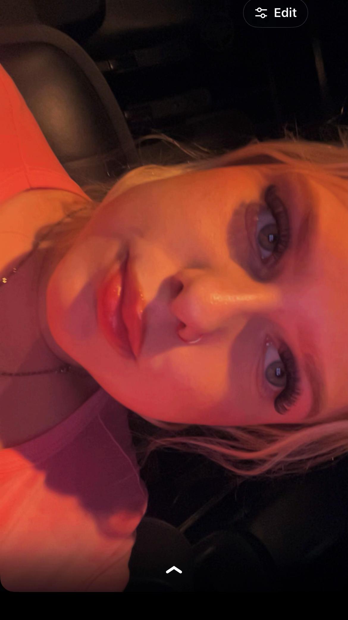 @Amielouise18