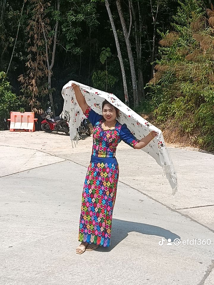 @ဖြိုးဖြိုး