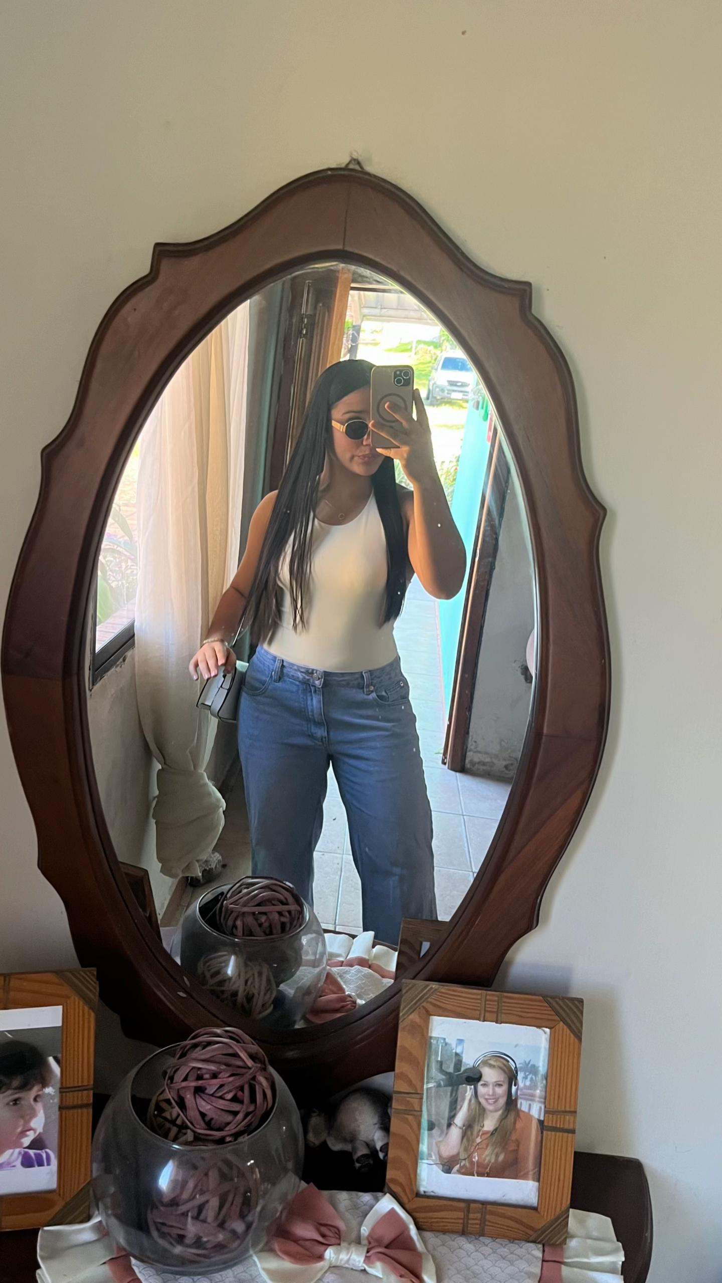 @Camila