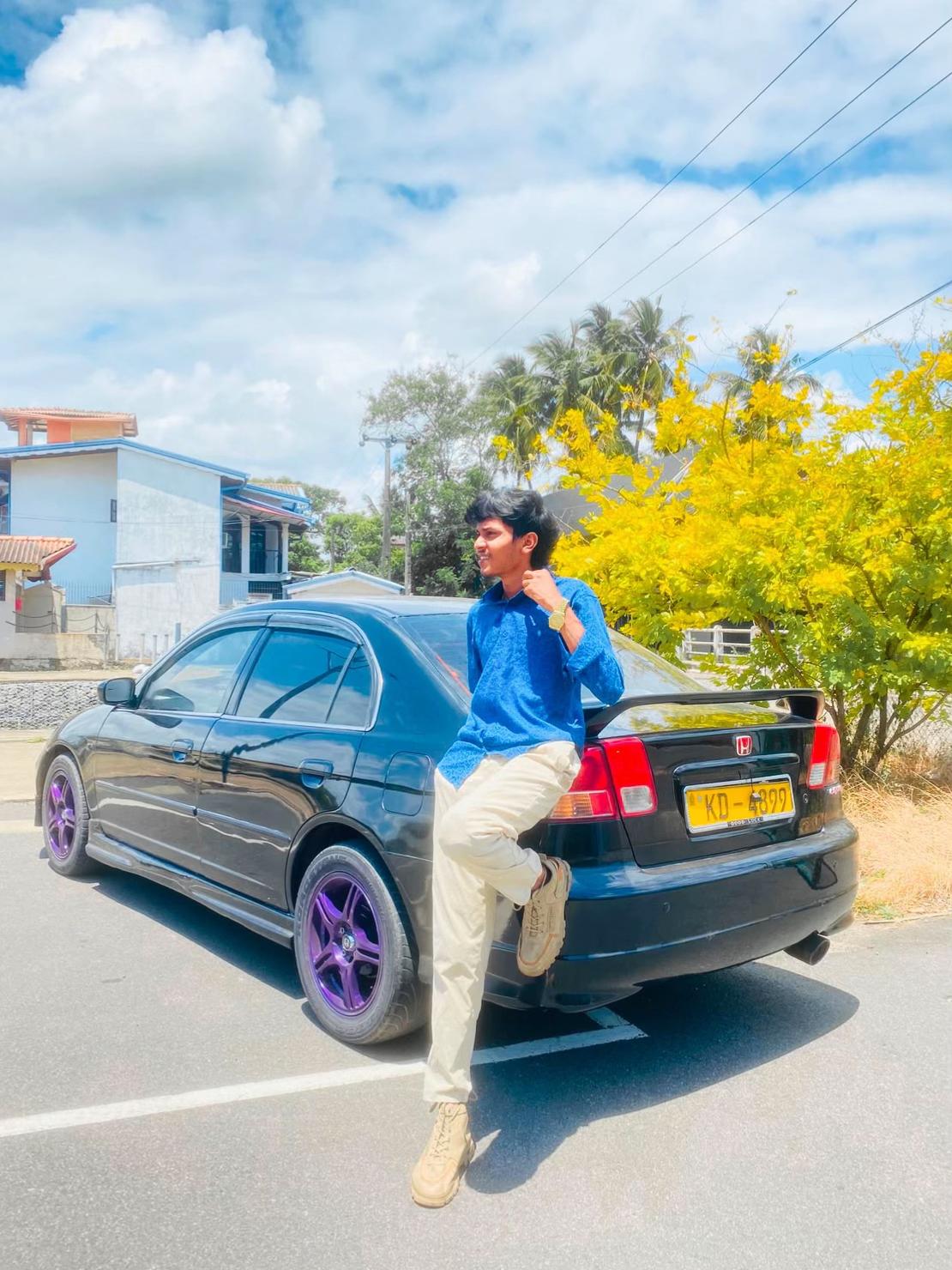 @Ayodya🍒