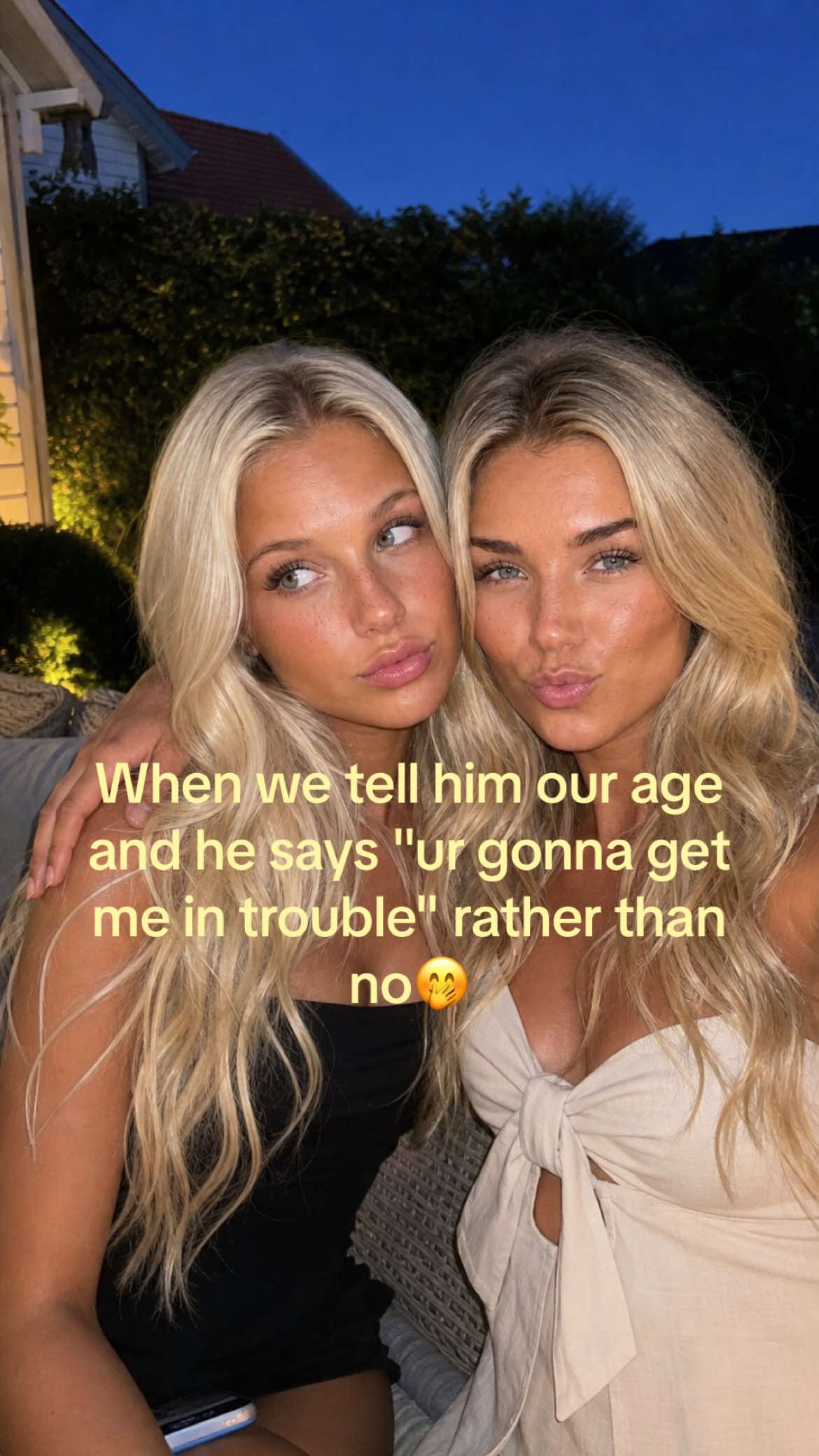 @Snowbunnysisters