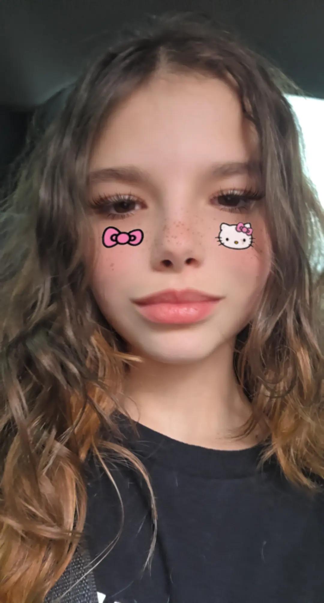 @Nic♡le J♡hns♡n