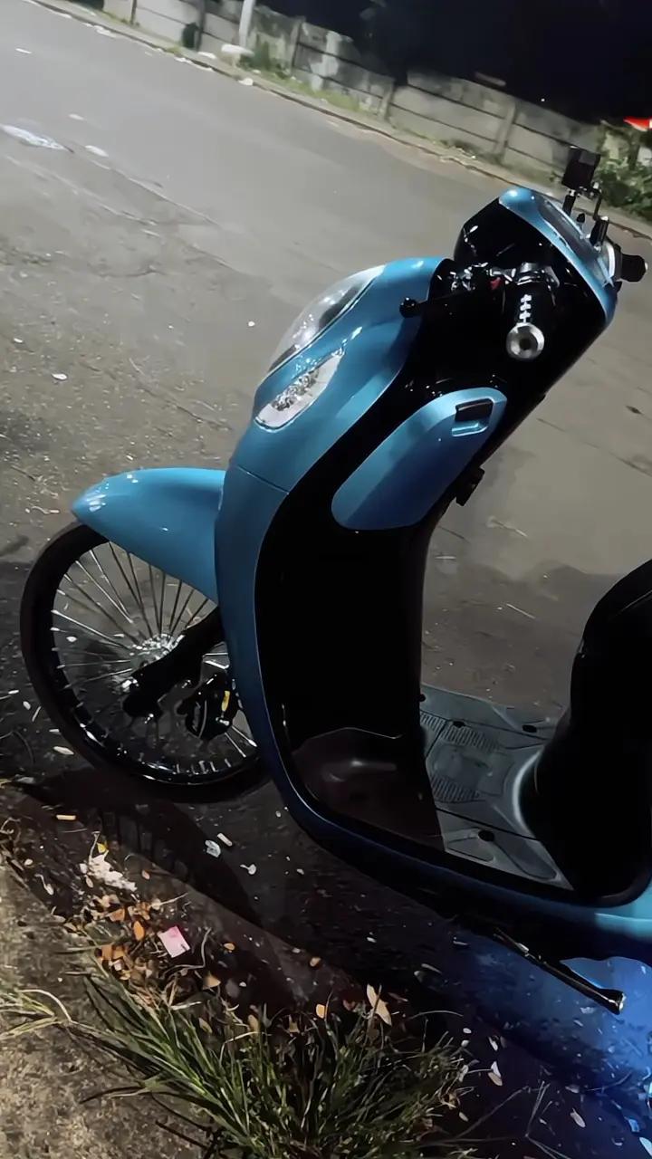 @๐๐๐ช๐๐ช๐ ๐ ๐ค