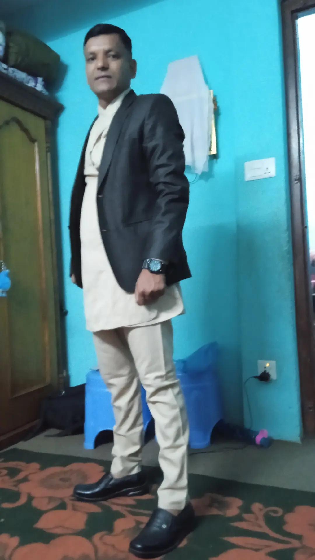 @chaturratna