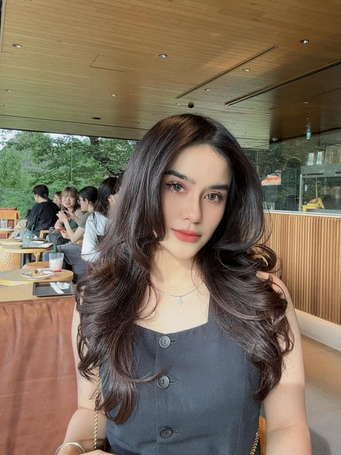 @azzuraraissaa