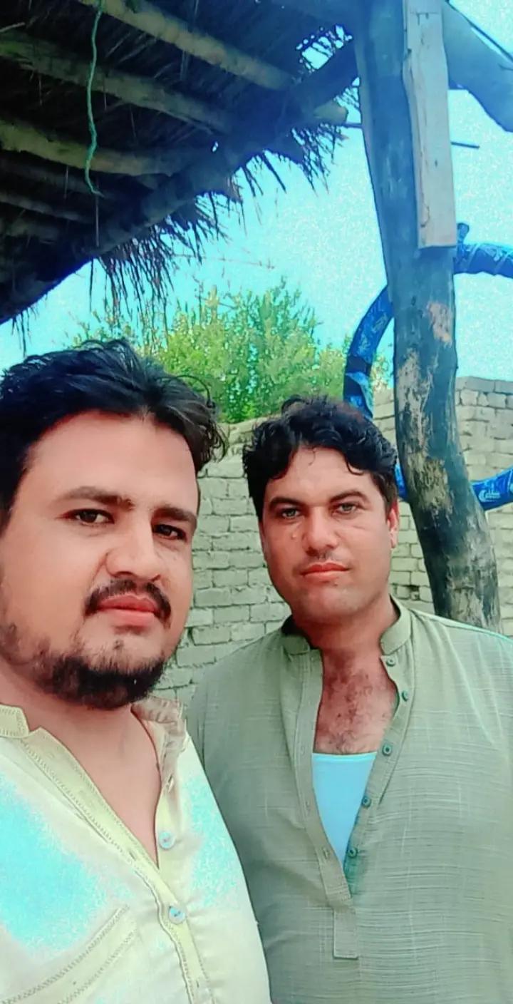 @""گیلمن مومند""