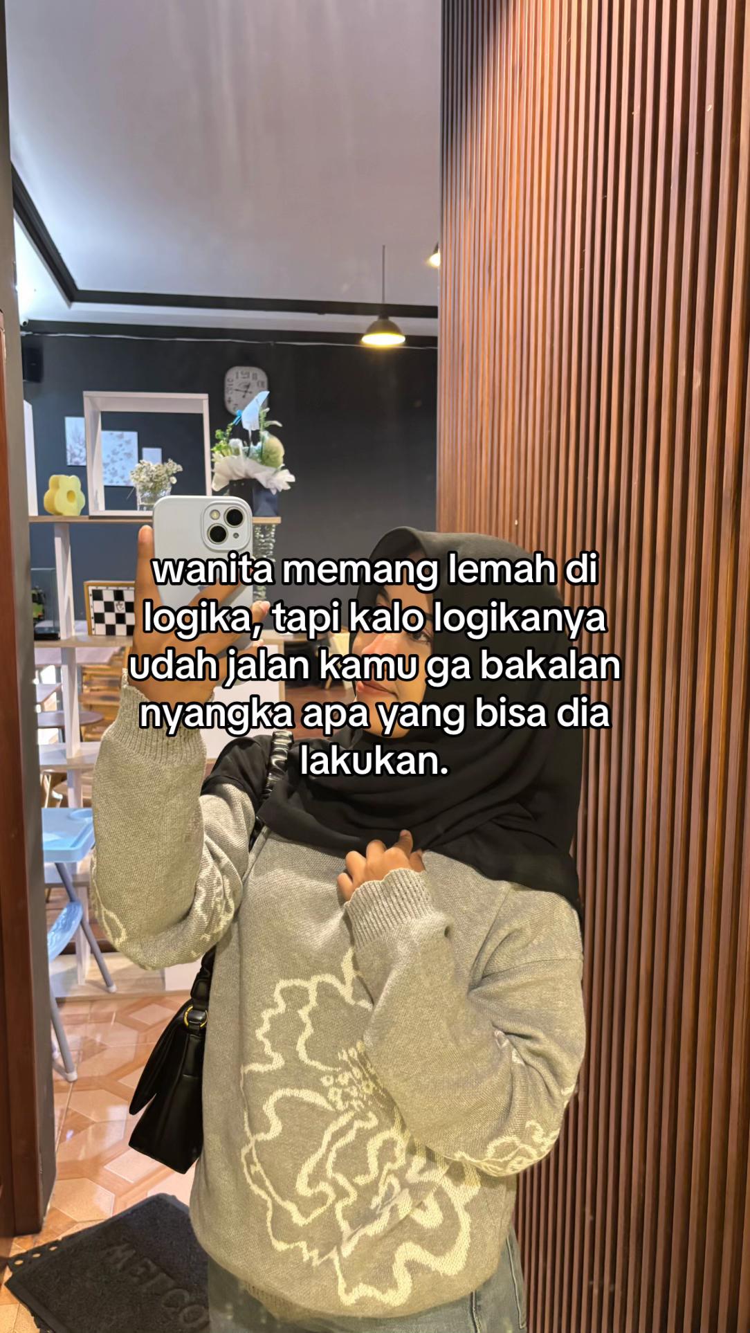 @hahaha_