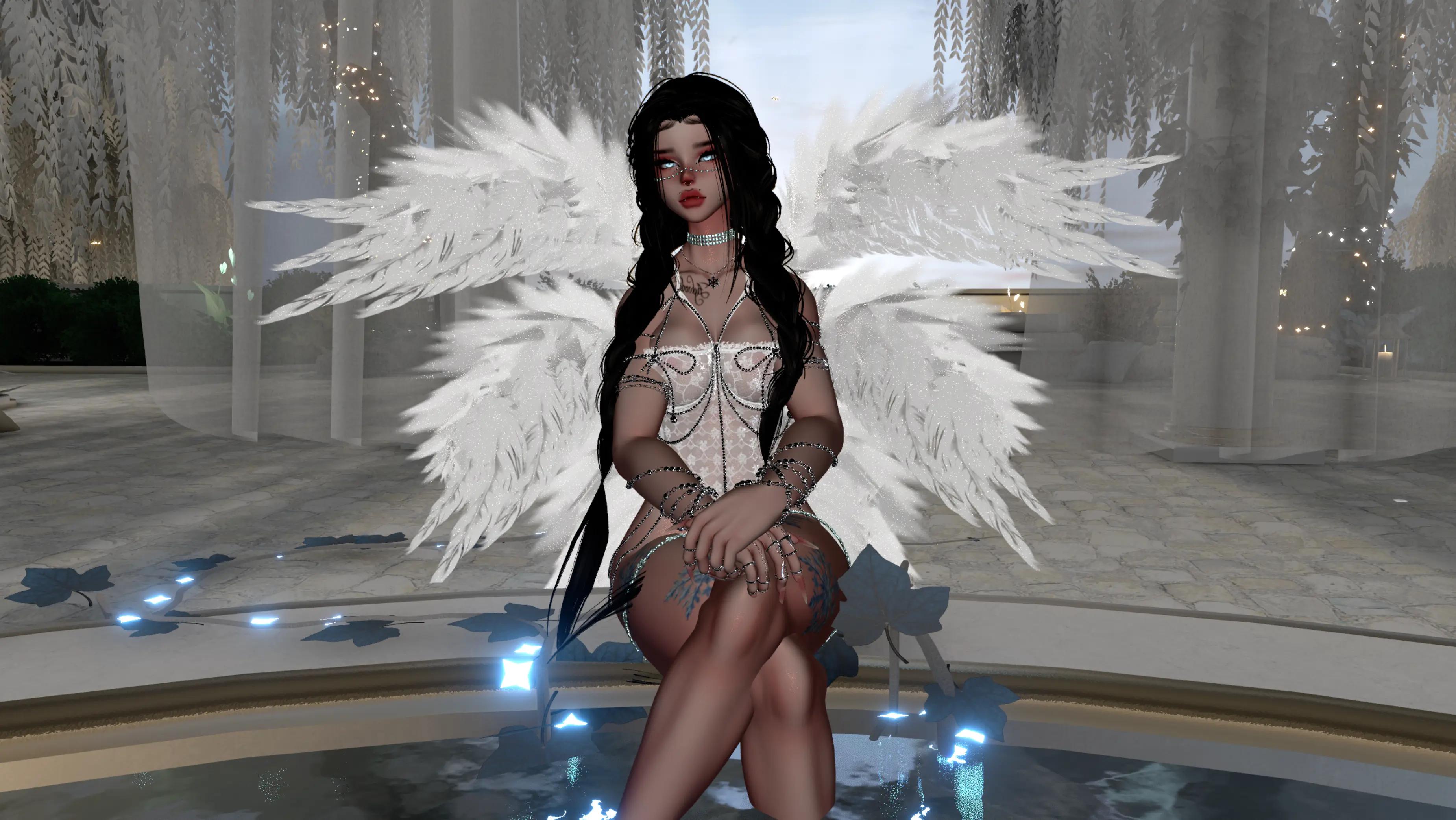 @Aphrodite Moon