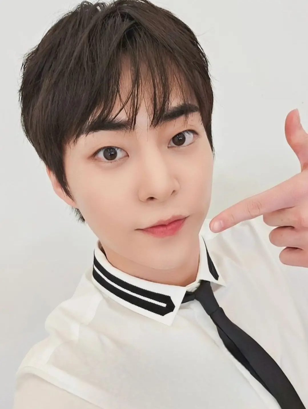 @Xiumin ❄️🐱💋🧚🏻&zwj;♂️