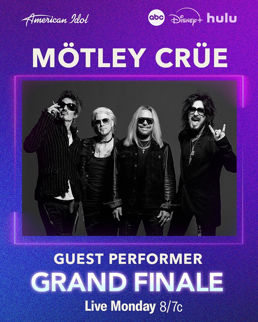 @Mötley Crüe