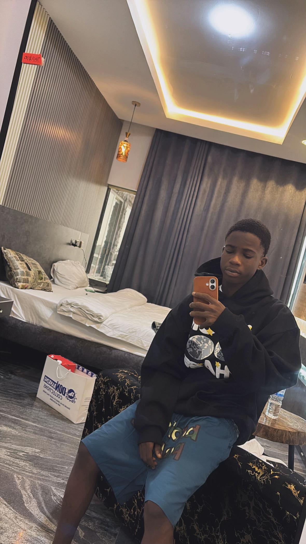@Dfw_Smaller🛍️🐐