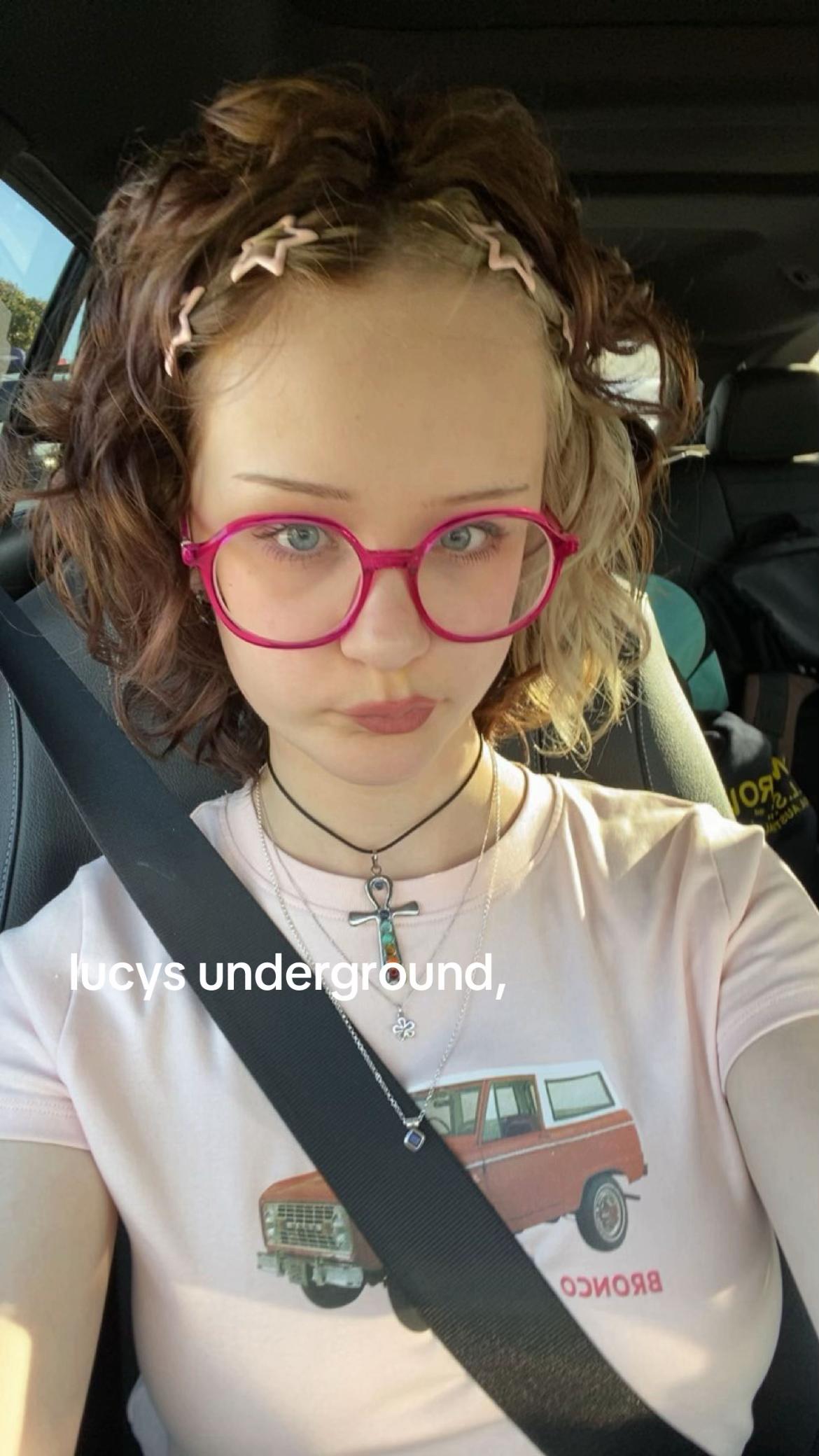 @𝓮𝓿𝓮🪿🧁