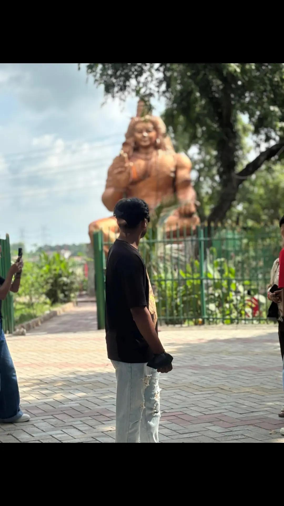 @समीर..🤍✨