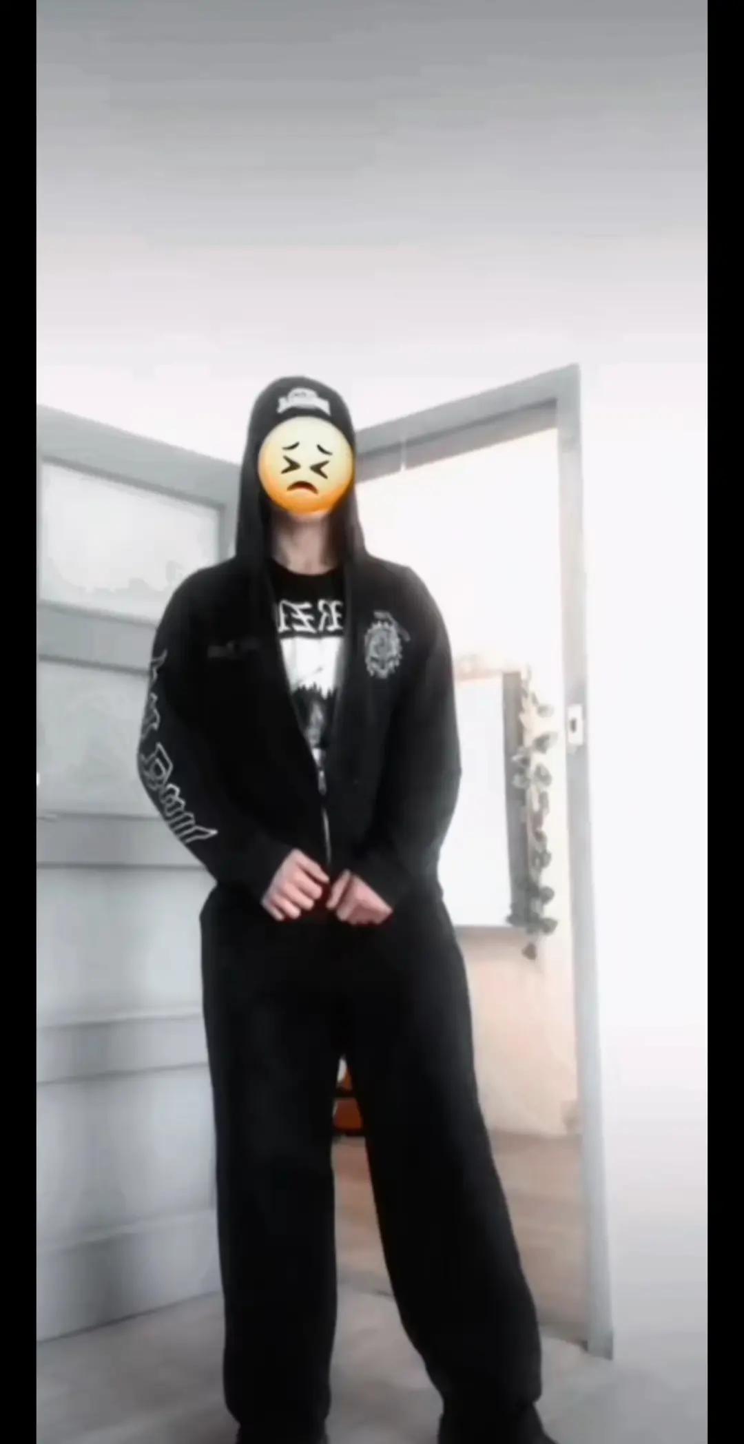 @ᛒᚢᛚᛚᛏᛖᚱᚱᛁᛖᚱ ᛞᛁᚢᛁᛋᛁᛟᚾ