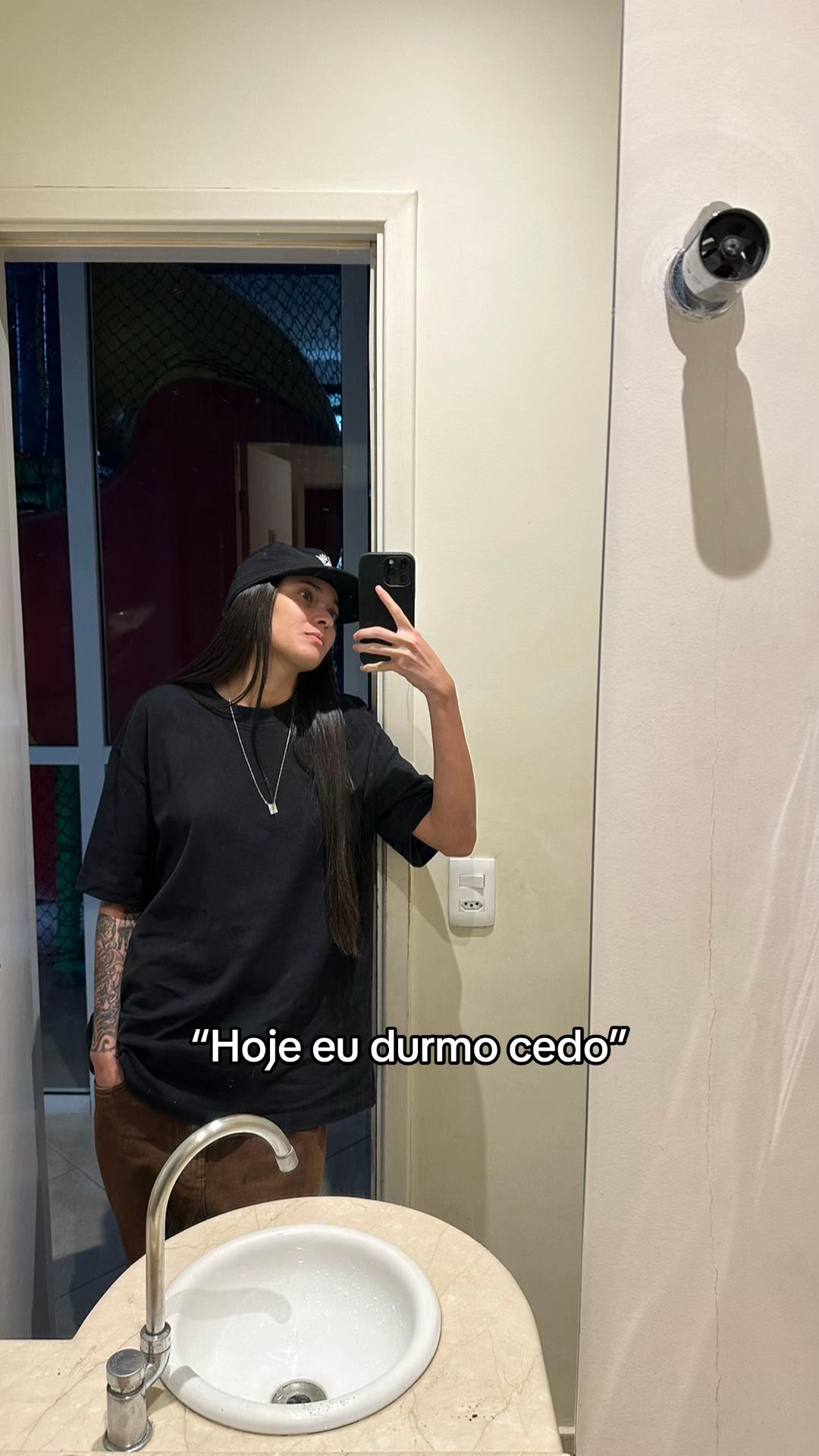 @Victoria Azevedo