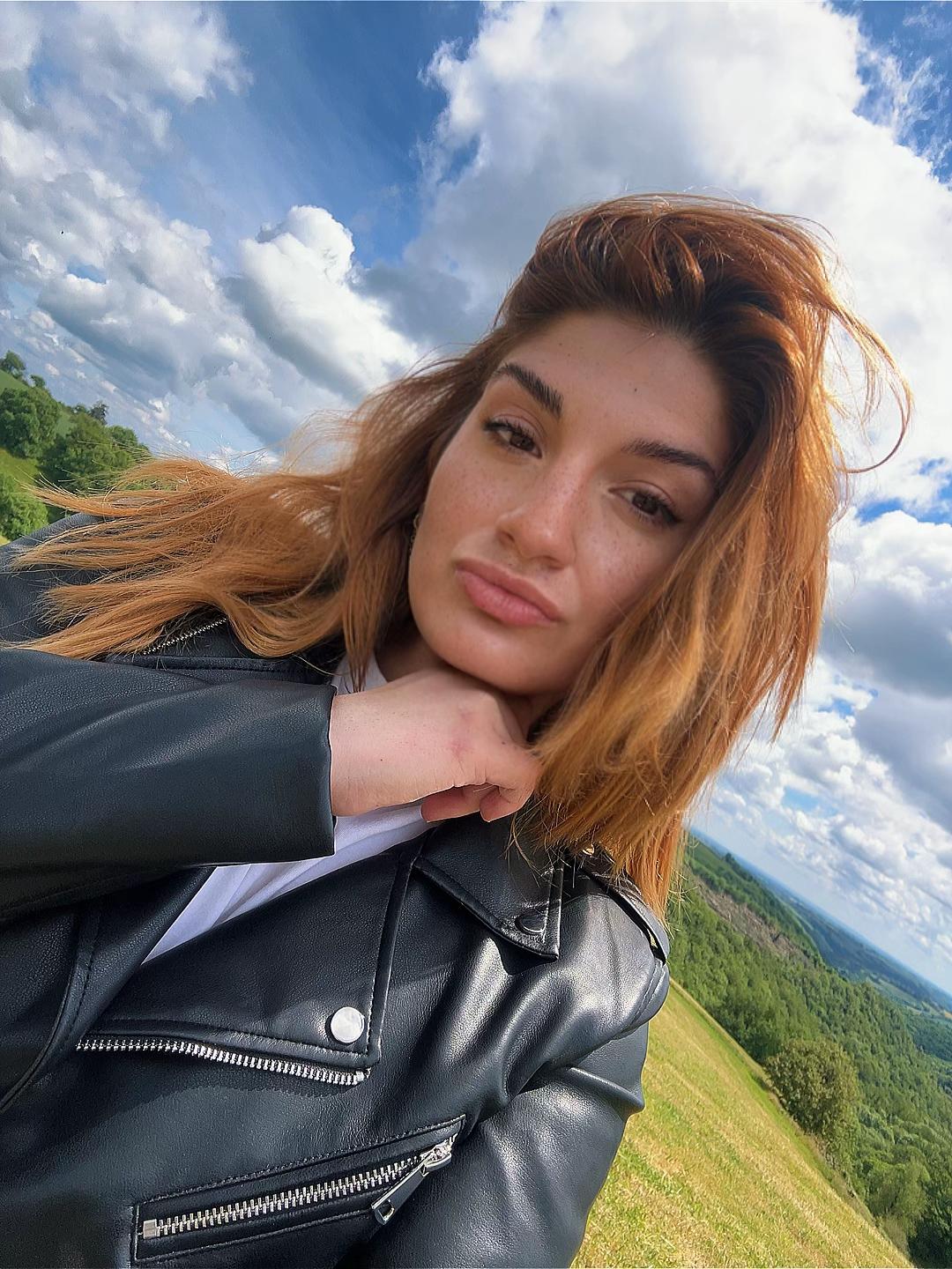 @leila.crush
