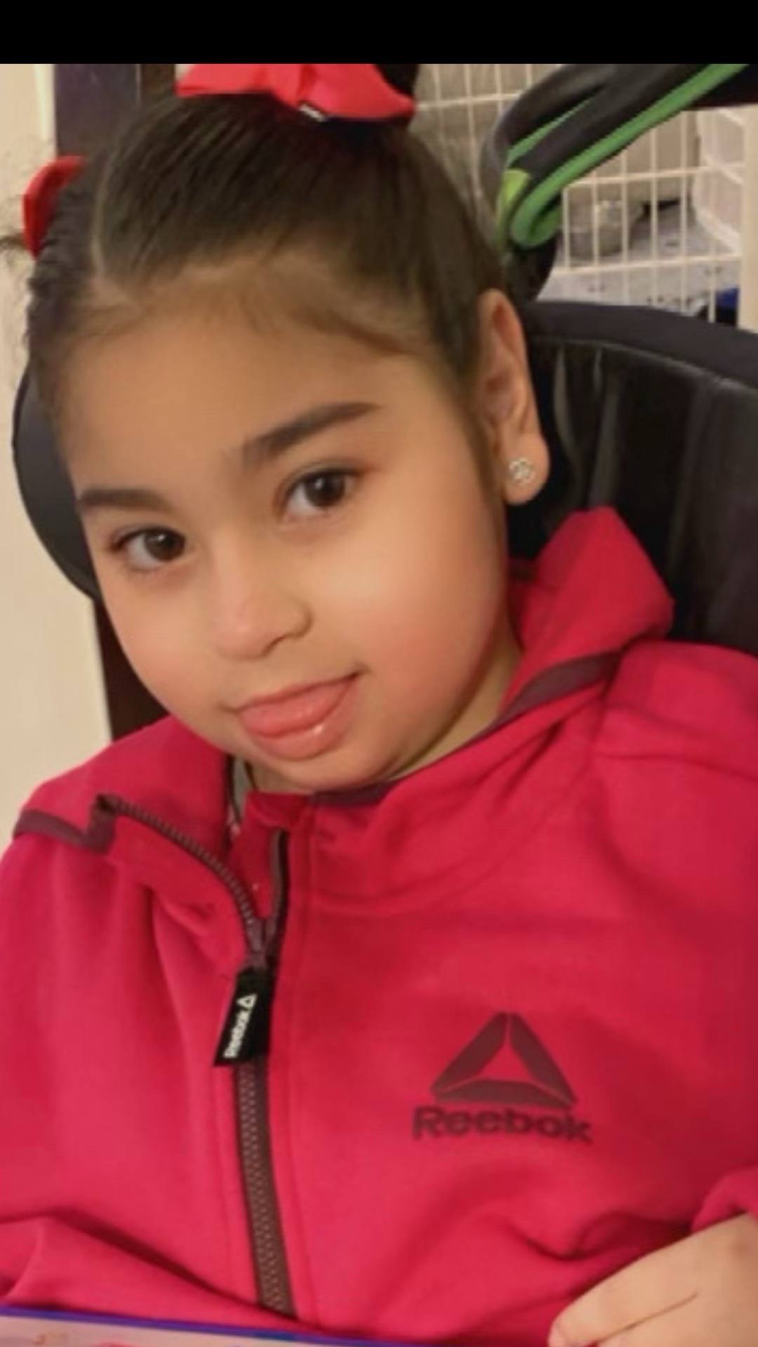 @Millie Acosta (Vargas)