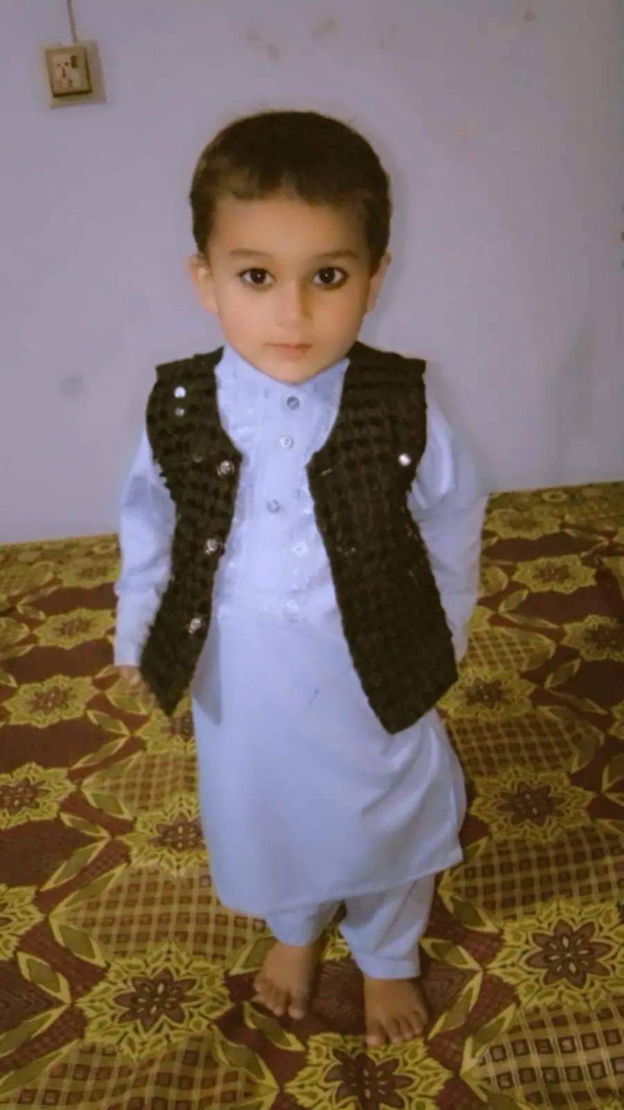 @Muzammil SarDar 🇶🇦 🇵🇰