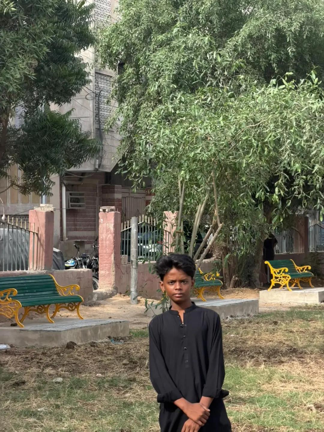 @ESHAN 🪐🥰🤙🏼