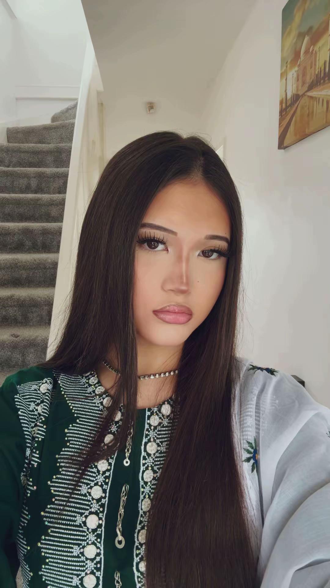 @𝒜𝒻𝓈𝒶𝓃𝒶🌺