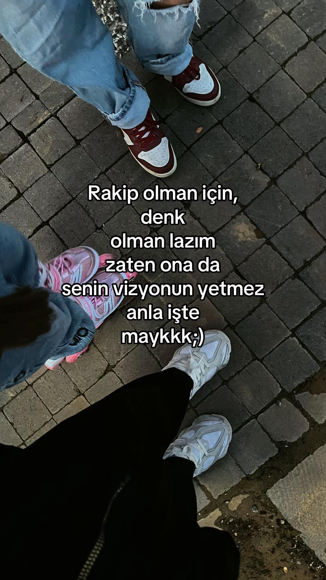 @𝒮.