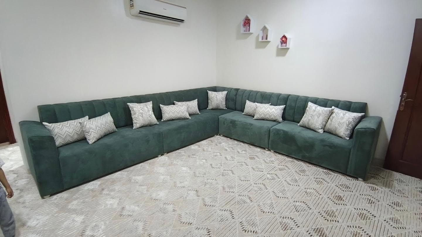@منال لتنجيد الاثاث نجران