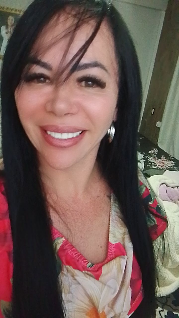 @Claudia Campos