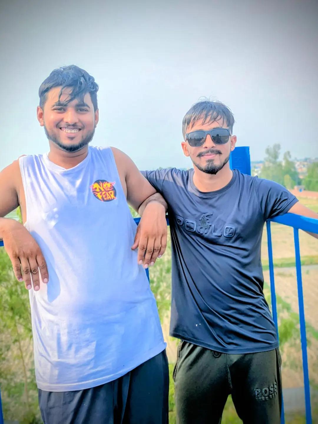 @aryan rajpoot 4 💜