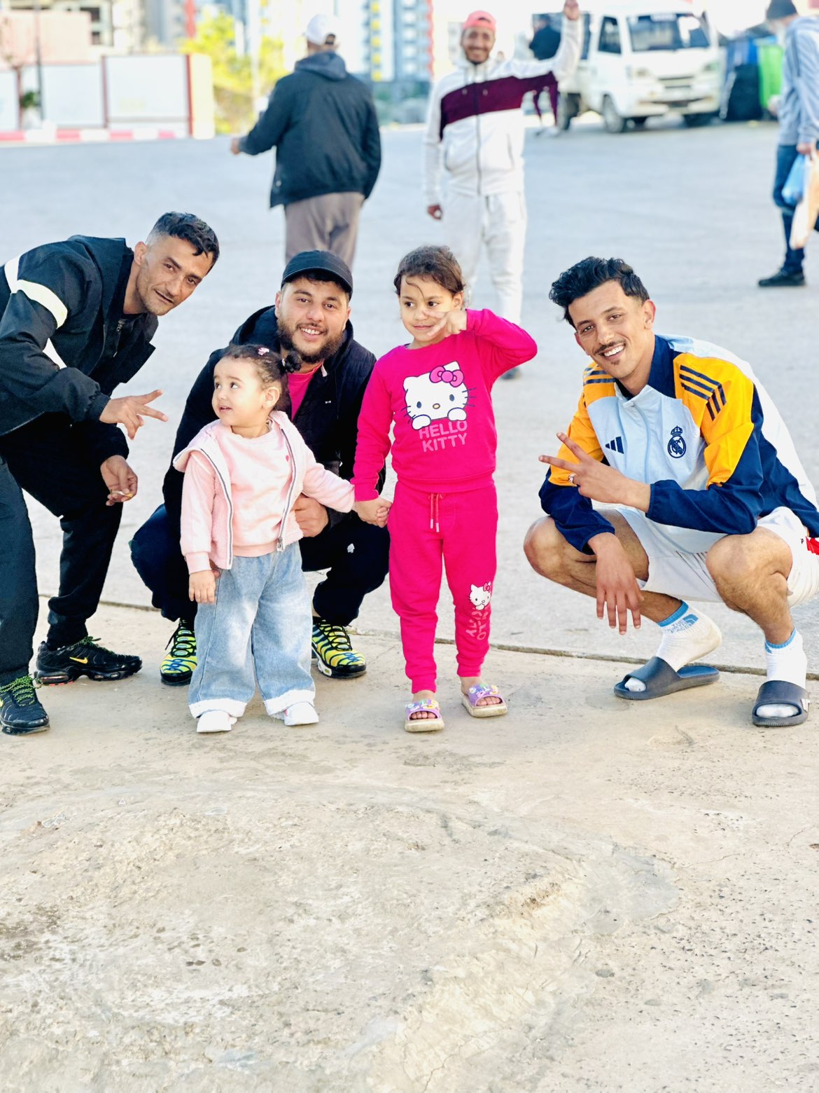 @Ghoutii Waliddoo