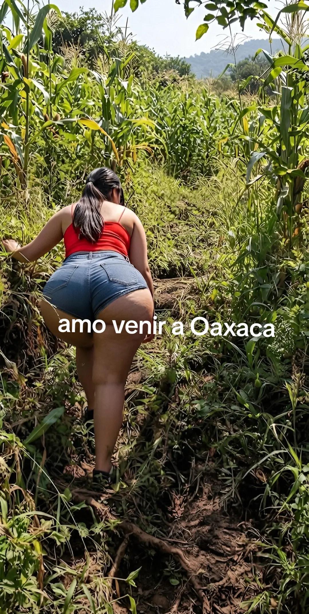 @Latinas
