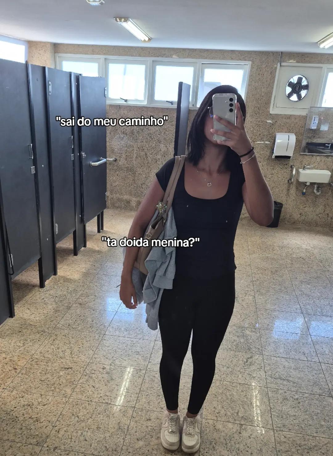 @Íris. ✿ (bachira's wife)
