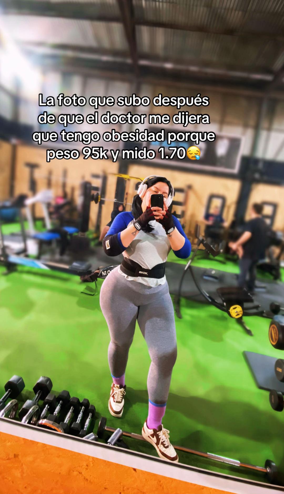 @🐅🫰🏻