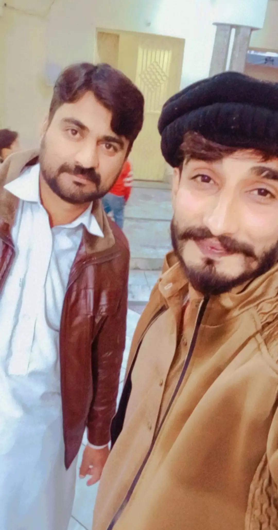 @✌️𝕜𝕙𝕒𝕟🔥💔🇵🇰