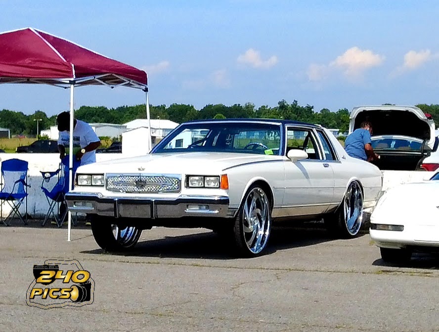 @240Picsnvids Mr. TAG EM!!!