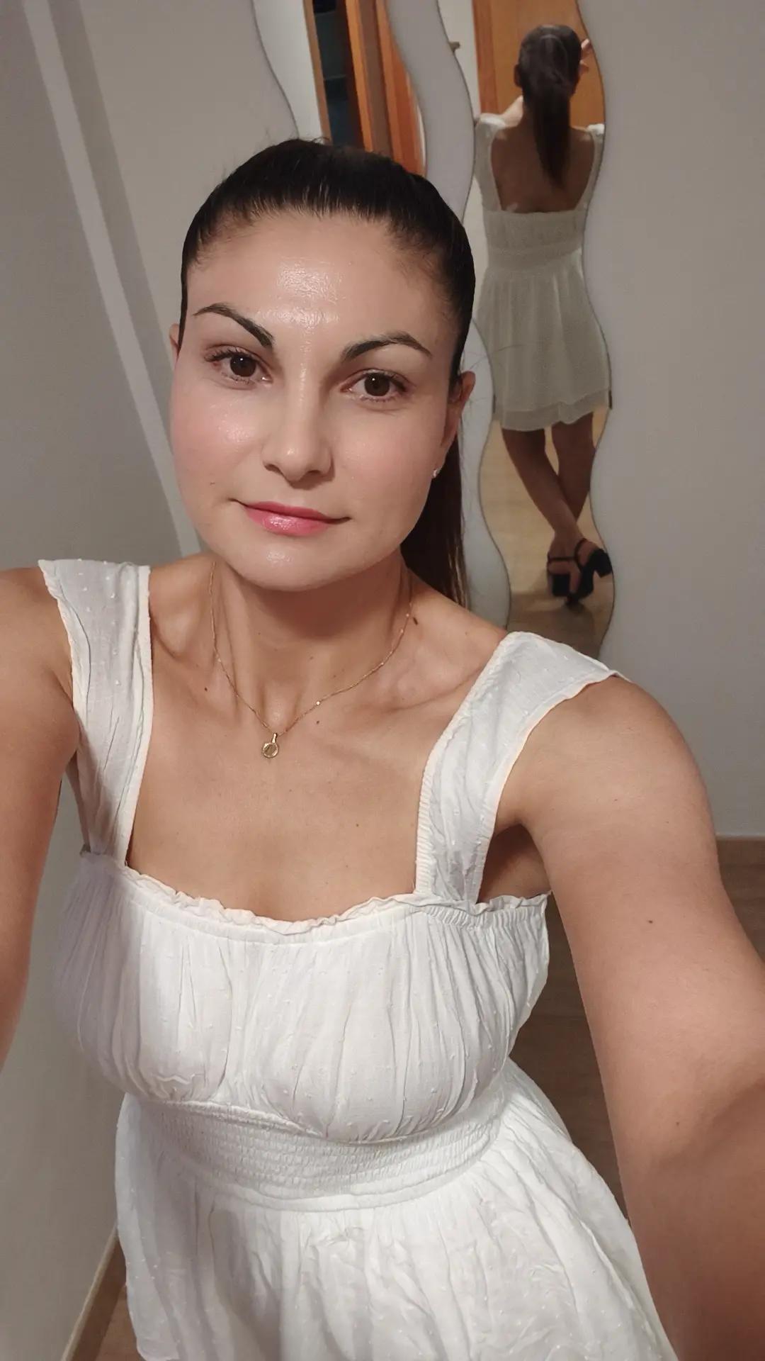 @adelaade06