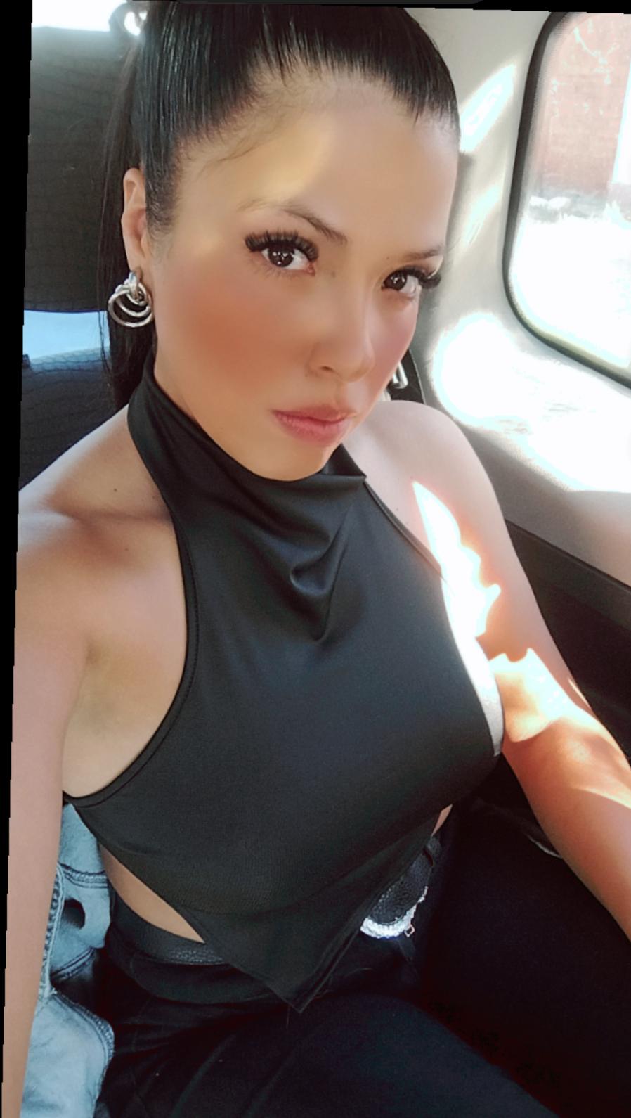 @vikiaballay