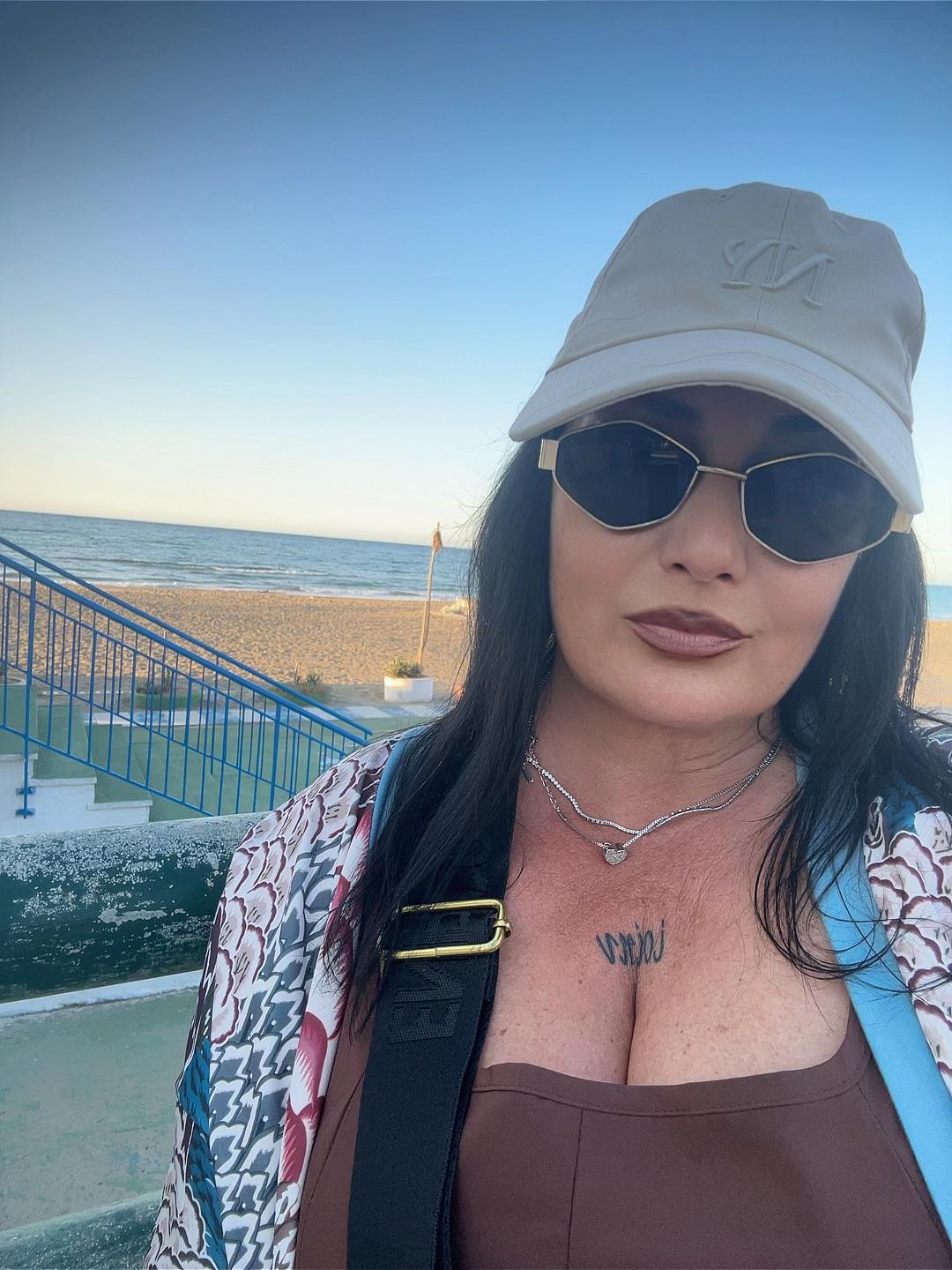 @Robella.F