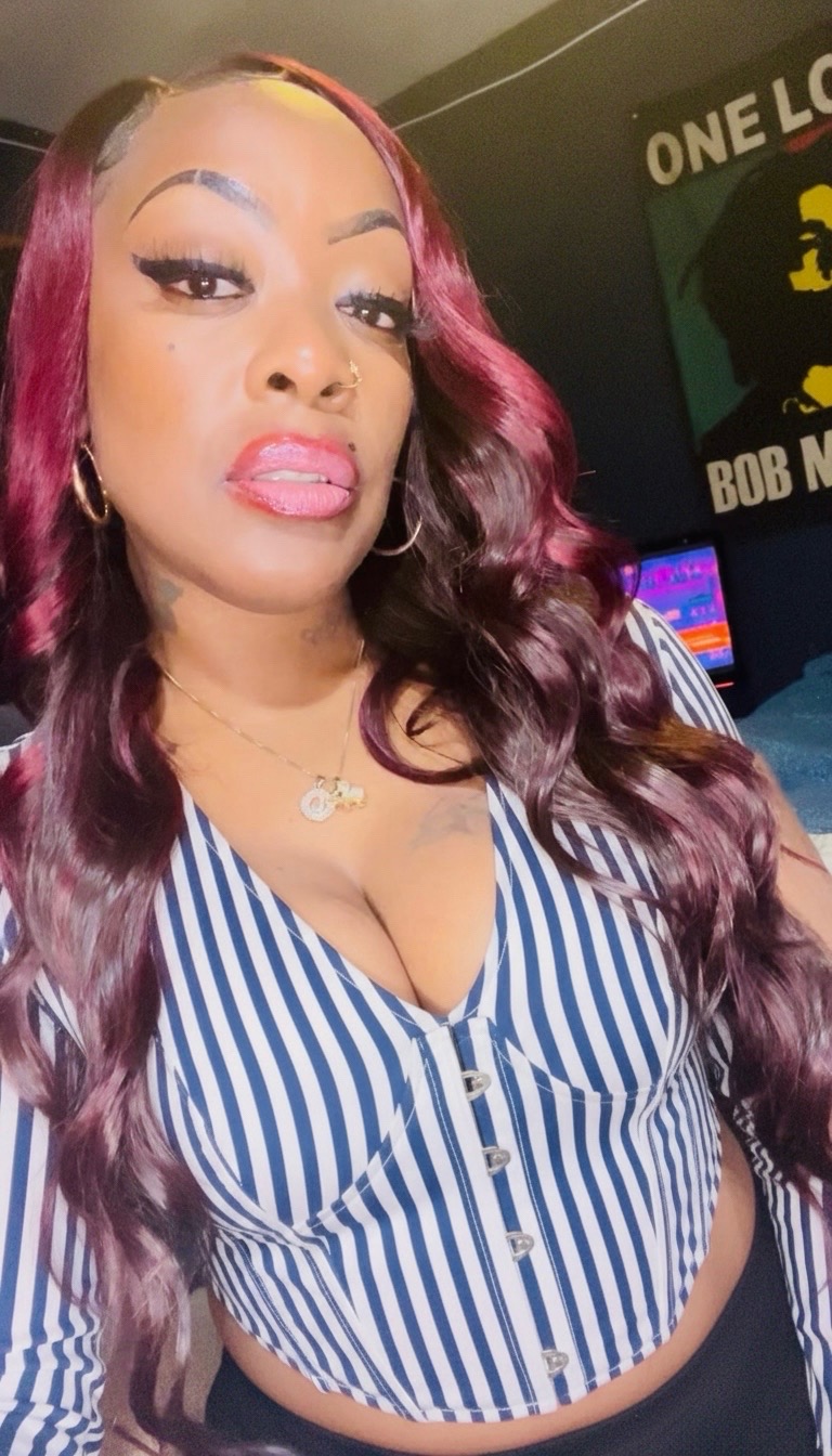 @lady_j240