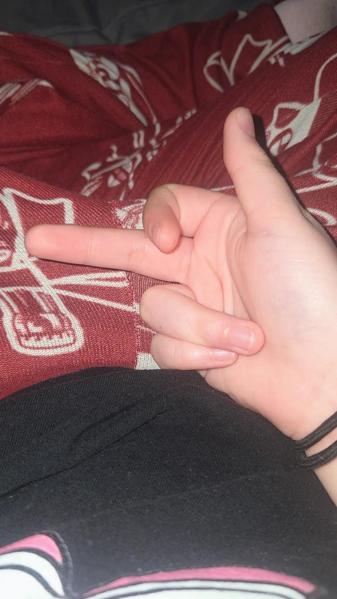@wlw👩&zwj;❤&zwj;👩🌈