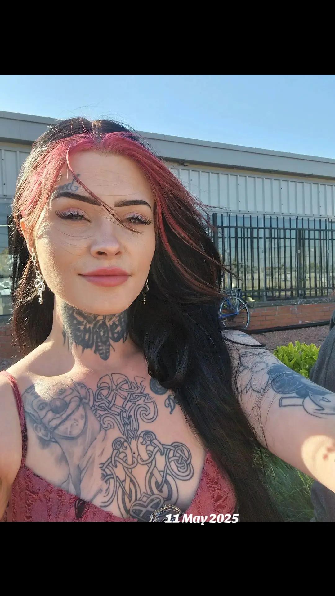 @MeganLauriceMcVeyx
