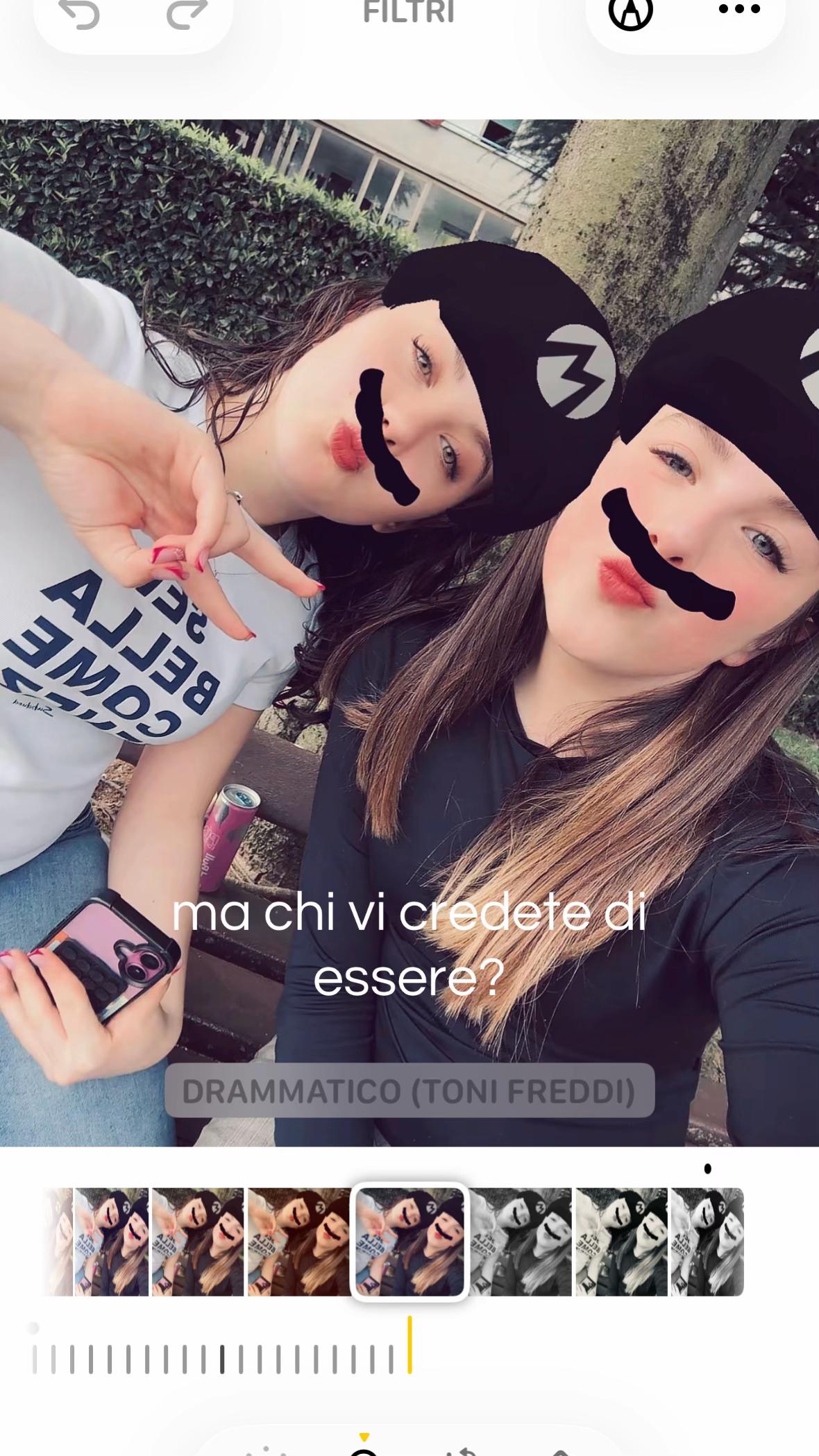 @⃟