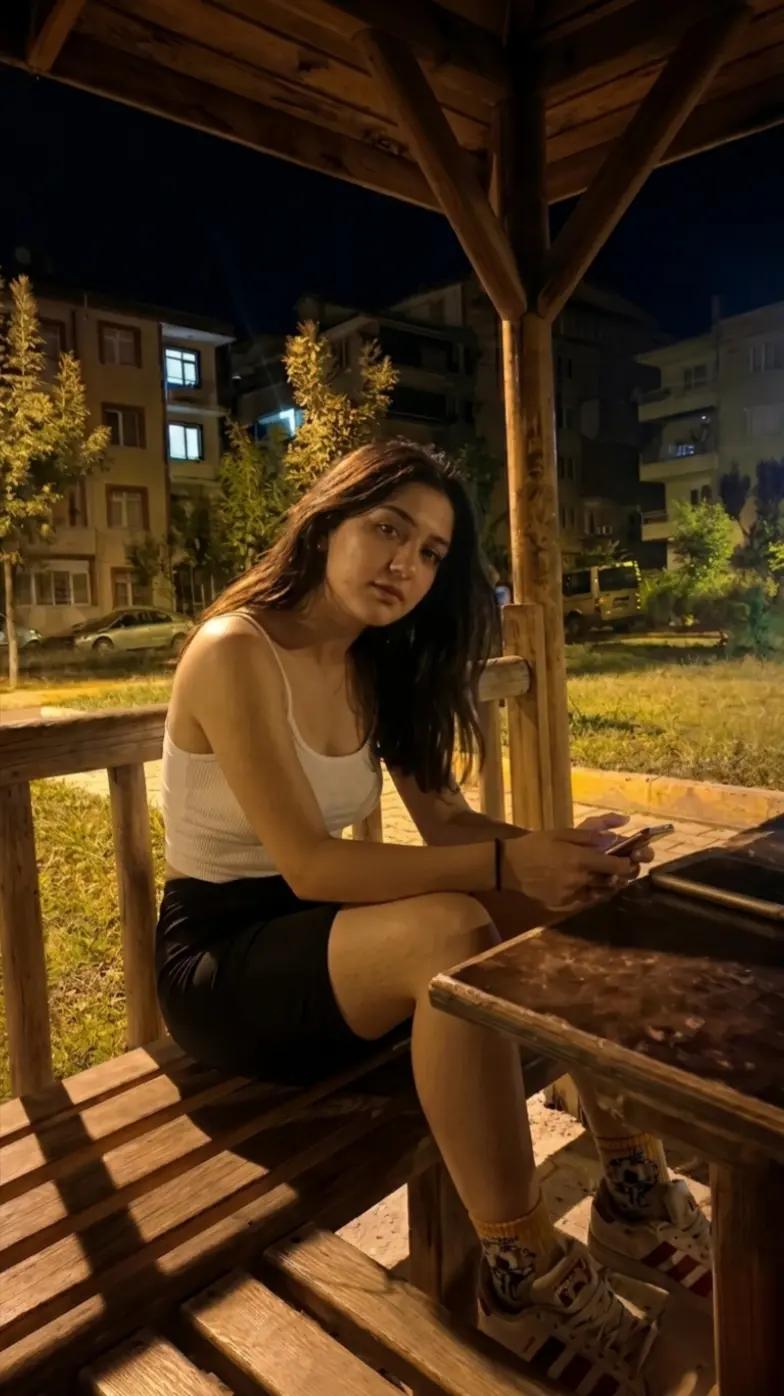 @M&uuml;h&uuml;r G&ouml;zl&uuml;m
