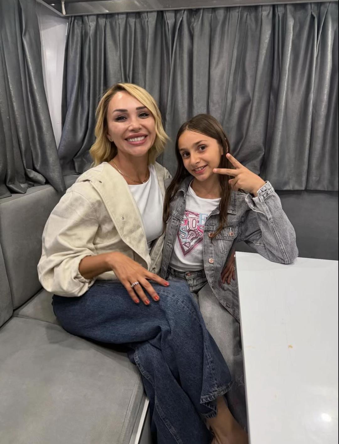 @~Ela &ccedil;etinkaya~