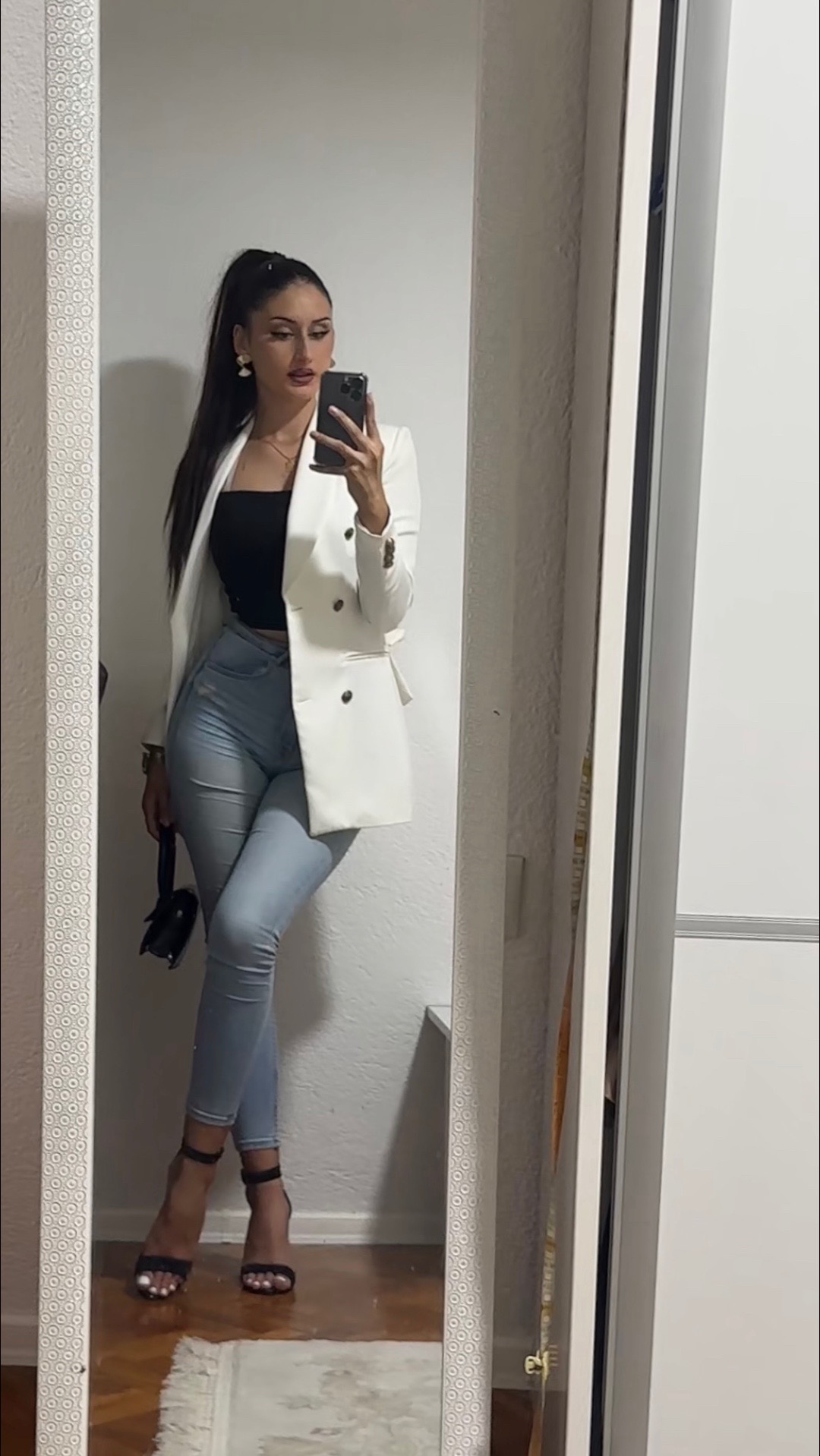 @ejla5055