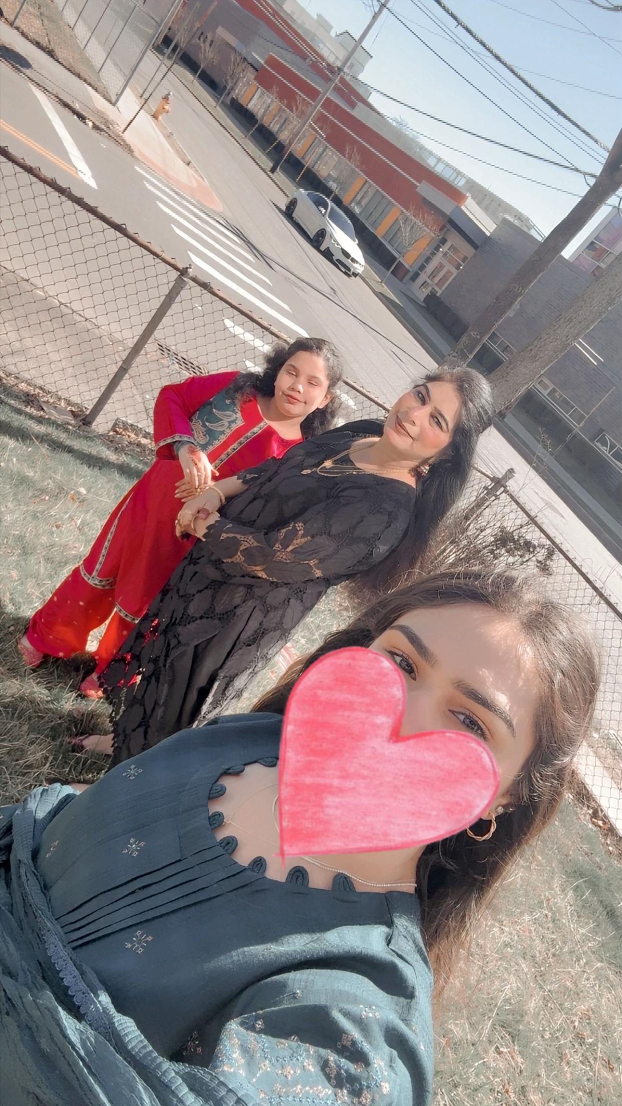 @Benish manzoor💕